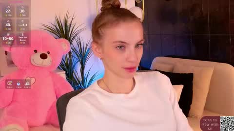 Mia online show from March 20, 6:51 am