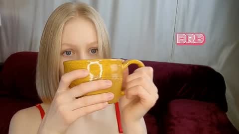 Snapshot of mia_vebes chatting on January 31, 10:10 pm Mia online show from January 31, 10:10 pm