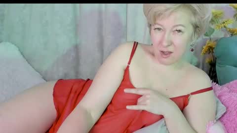 MelaniaMia online show from March 11, 11:12 am