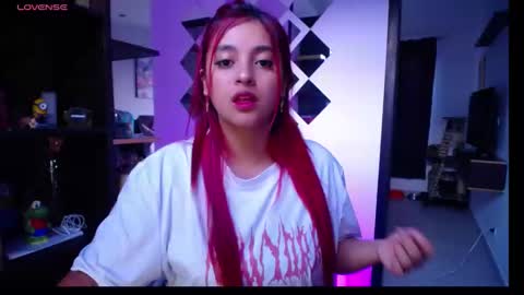 Snapshot of miaaa_mo chatting on January 8, 10:37 pm Ma online show from January 8, 10:37 pm