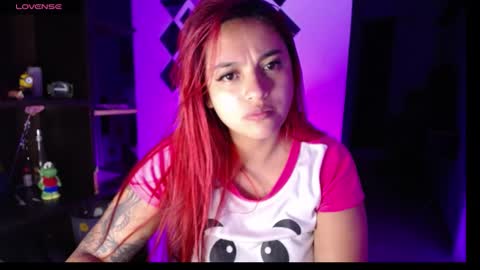 Snapshot of miaaa_mo chatting on January 12, 2:35 am Ma online show from January 12, 2:35 am