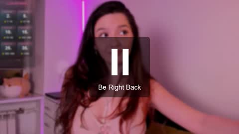 mia online show from December 5, 7:22 pm