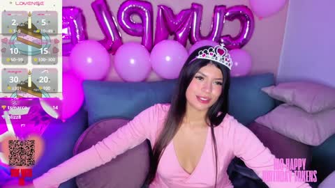 Mia online show from February 6, 11:04 pm