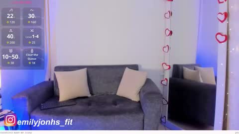 Mia online show from February 25, 6:39 am