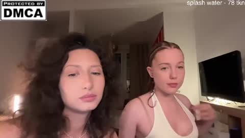 Mia online show from August 5, 11:13 pm