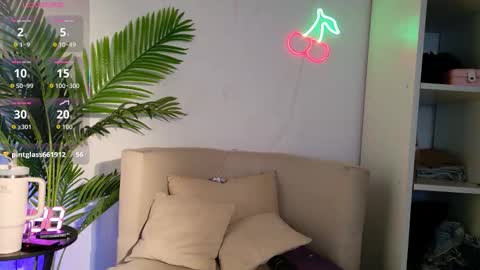 MiaFox   online show from February 26, 4:54 pm