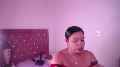 mia online show from June 5, 7:25 am