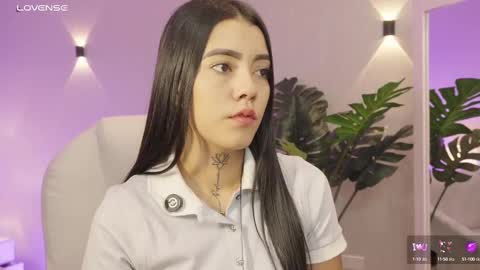 Snapshot of miagomez1 chatting on September 13, 1:57 pm Mia Gomez online show from September 13, 1:57 pm