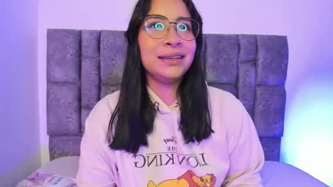 miah online show from September 23, 3:44 am