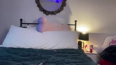 Mia Harper online show from February 19, 9:36 pm