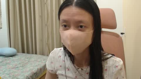 miahchan68 online show from March 9, 1:05 pm