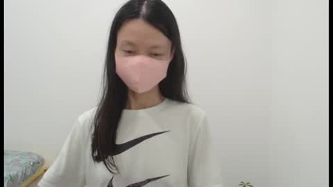 miahchan68 online show from October 12, 10:22 pm