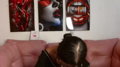 miahotcs online show from February 20, 3:25 pm