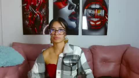 miahotcs online show from March 8, 1:15 pm