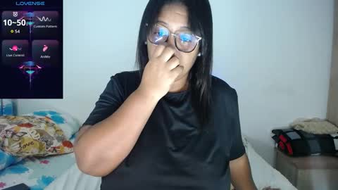 miajoseph_ online show from November 2, 4:12 am