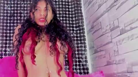 miakirshner_ online show from February 25, 12:36 am