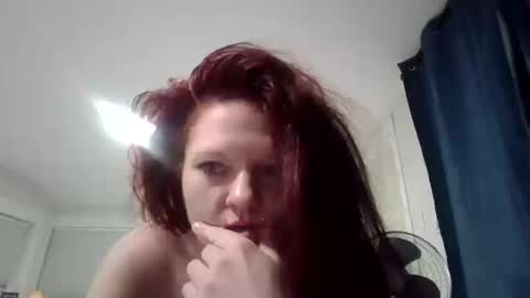 mialeah17 online show from October 13, 9:44 am
