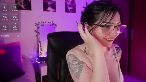 Lili online show from February 25, 2:15 am