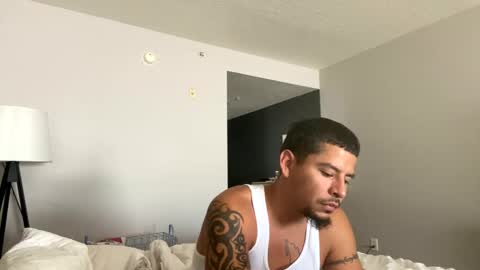 miamiclos1 online show from January 4, 1:31 pm