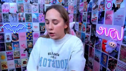 miamilas online show from October 24, 5:36 pm