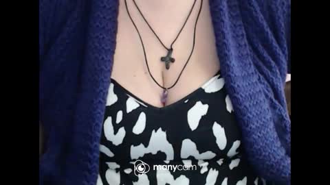 maya online show from November 22, 10:02 am