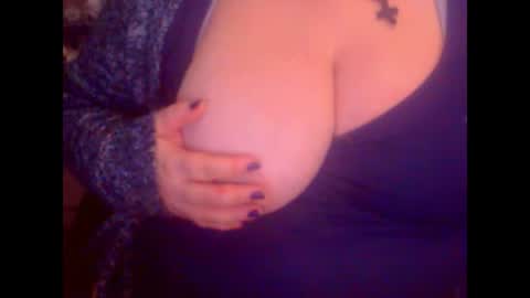 Snapshot of miamimistress chatting on February 21, 3:21 pm maya online show from February 21, 3:21 pm