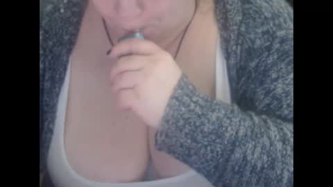 Snapshot of miamimistress chatting on February 19, 6:44 am maya online show from February 19, 6:44 am