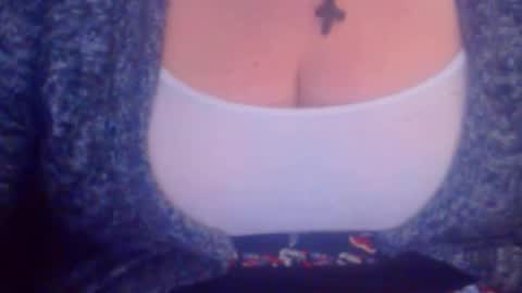 Snapshot of miamimistress chatting on February 24, 5:43 am maya online show from February 24, 5:43 am