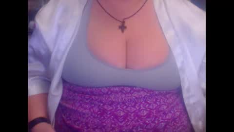 Snapshot of miamimistress chatting on February 27, 5:18 am maya online show from February 27, 5:18 am