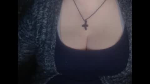 Snapshot of miamimistress chatting on February 16, 6:32 am maya online show from February 16, 6:32 am