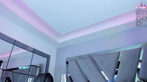 miamirage_ online show from November 5, 1:02 pm