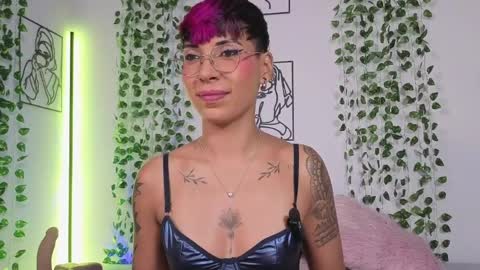 Mia Morgann online show from May 14, 4:16 pm