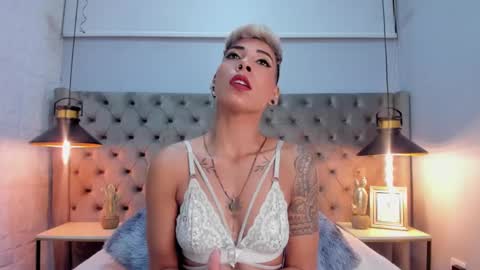 Mia Morgann online show from March 4, 2:10 pm