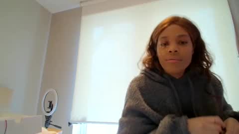 MiaMuffn online show from December 21, 4:46 pm