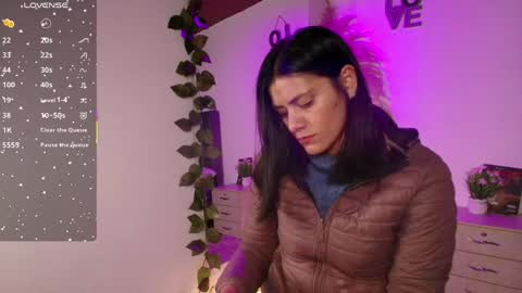 miaoconell online show from April 12, 8:35 pm