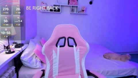 Mia  online show from October 14, 7:39 pm