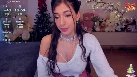 Miayna Silk online show from December 23, 6:55 am