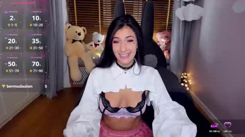 Miayna Silk online show from October 20, 4:01 pm