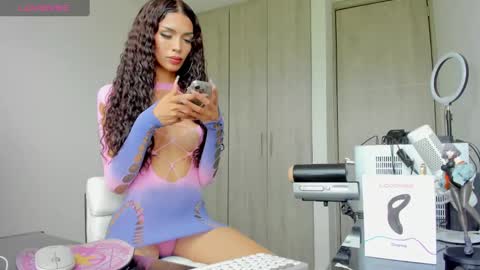 Mia  instagram miasspell online show from September 29, 5:01 pm