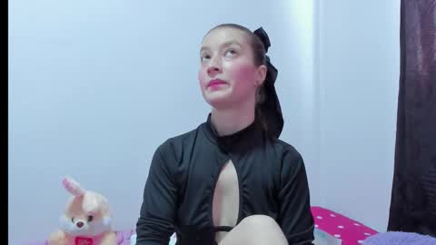  Chloe  online show from September 29, 5:23 pm