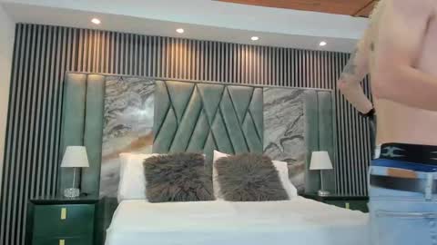 Michael online show from September 27, 7:44 pm