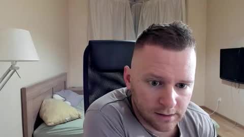 Michael Birkin online show from October 11, 4:06 am