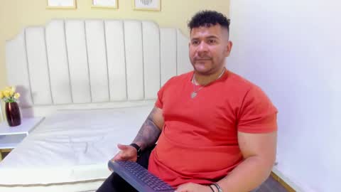 MICHAEL online show from October 7, 8:38 pm