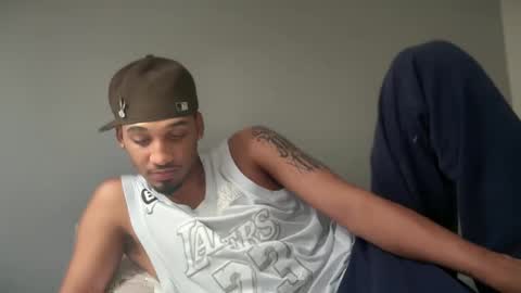 Snapshot of michael_jordanx chatting on February 9, 3:45 pm Angel online show from February 9, 3:45 pm