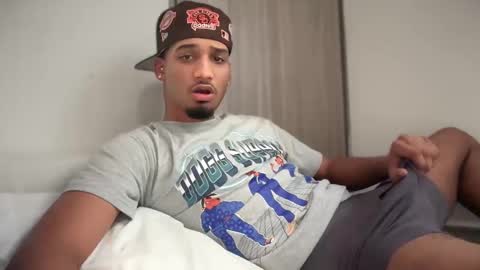 Snapshot of michael_jordanx chatting on March 9, 6:43 pm Angel online show from March 9, 6:43 pm