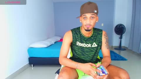 Snapshot of michael_jordanx chatting on January 12, 2:14 am Angel online show from January 12, 2:14 am