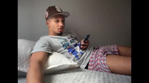 Snapshot of michael_jordanx chatting on February 14, 4:41 pm Angel online show from February 14, 4:41 pm