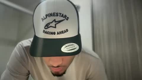 Snapshot of michael_jordanx chatting on February 23, 4:13 pm Angel online show from February 23, 4:13 pm