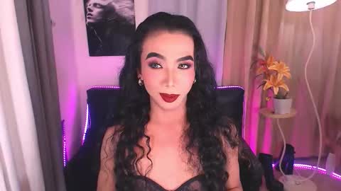 michaelagoddess online show from January 19, 10:36 am