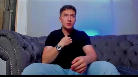 MichaelConnor  online show from February 11, 12:15 pm